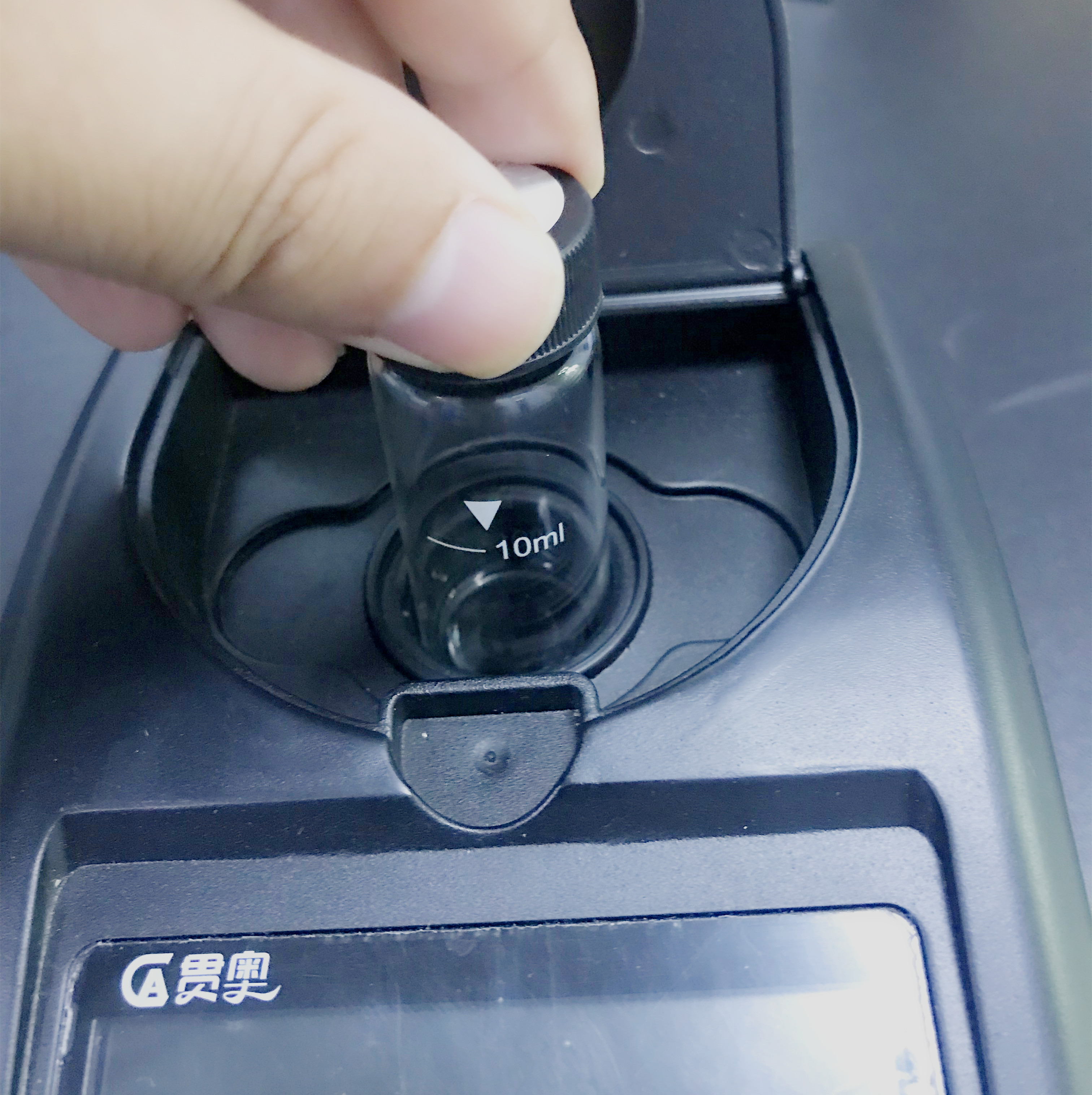 正確操作水質檢測儀的比色皿 正確操作水質檢測儀的比色皿